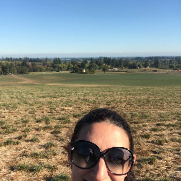 Meet your Posher, Sasha - Picture 1 of 1